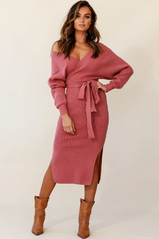 Cameo Batwing Knit Midi Dress Rose