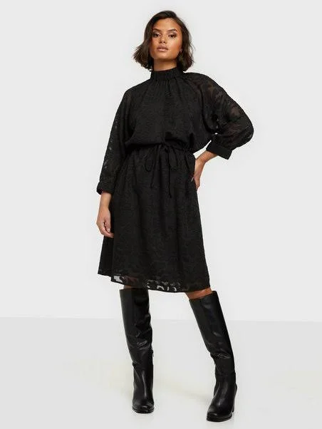 Damina 3/4 Short Dress Black