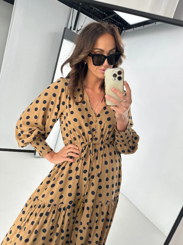 Fria Terra Long Sleeve Midi Dress Dot Print