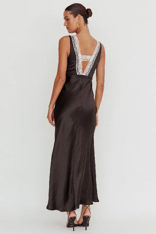 Ivonne Contrast Lace V-Neck Maxi Dress Black