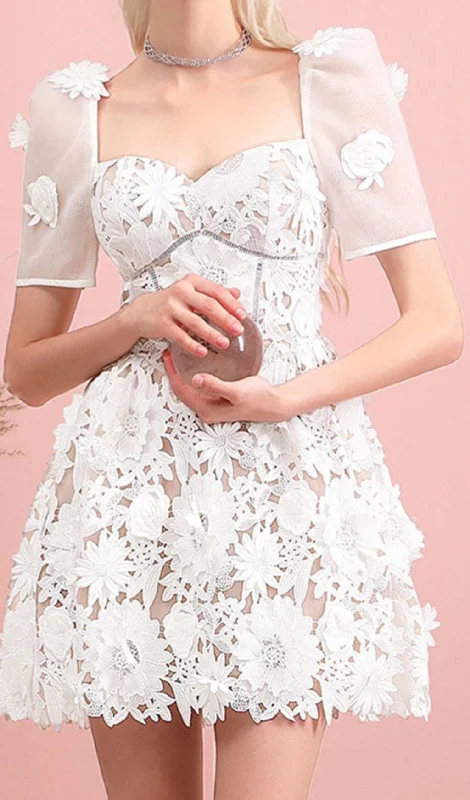 LACE PANEL DESIGN MINI DRESS WHITE