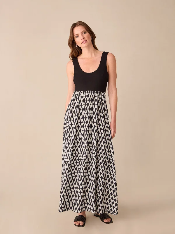 Petite Mono Geo Print Maxi Dress