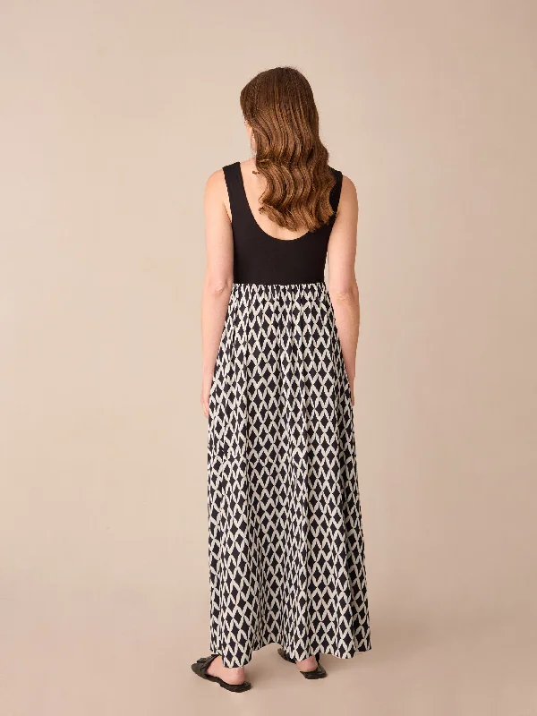 Petite Mono Geo Print Maxi Dress