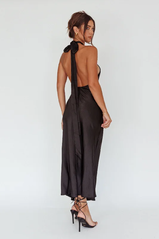 Te Amo Halterneck Open Back Midi Dress Black