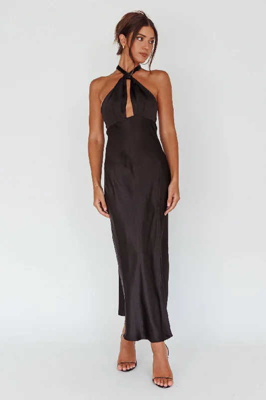 Te Amo Halterneck Open Back Midi Dress Black